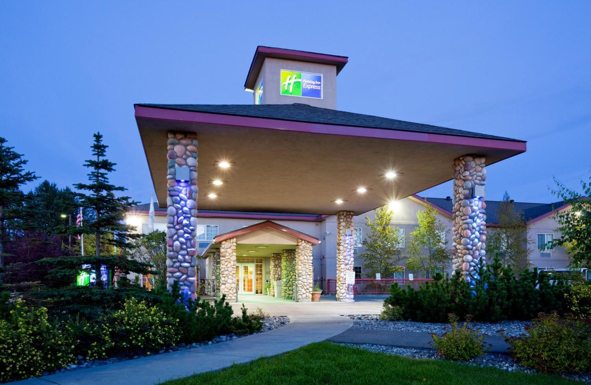 Wyndham Garden Anchorage Airport Hotel Екстериор снимка
