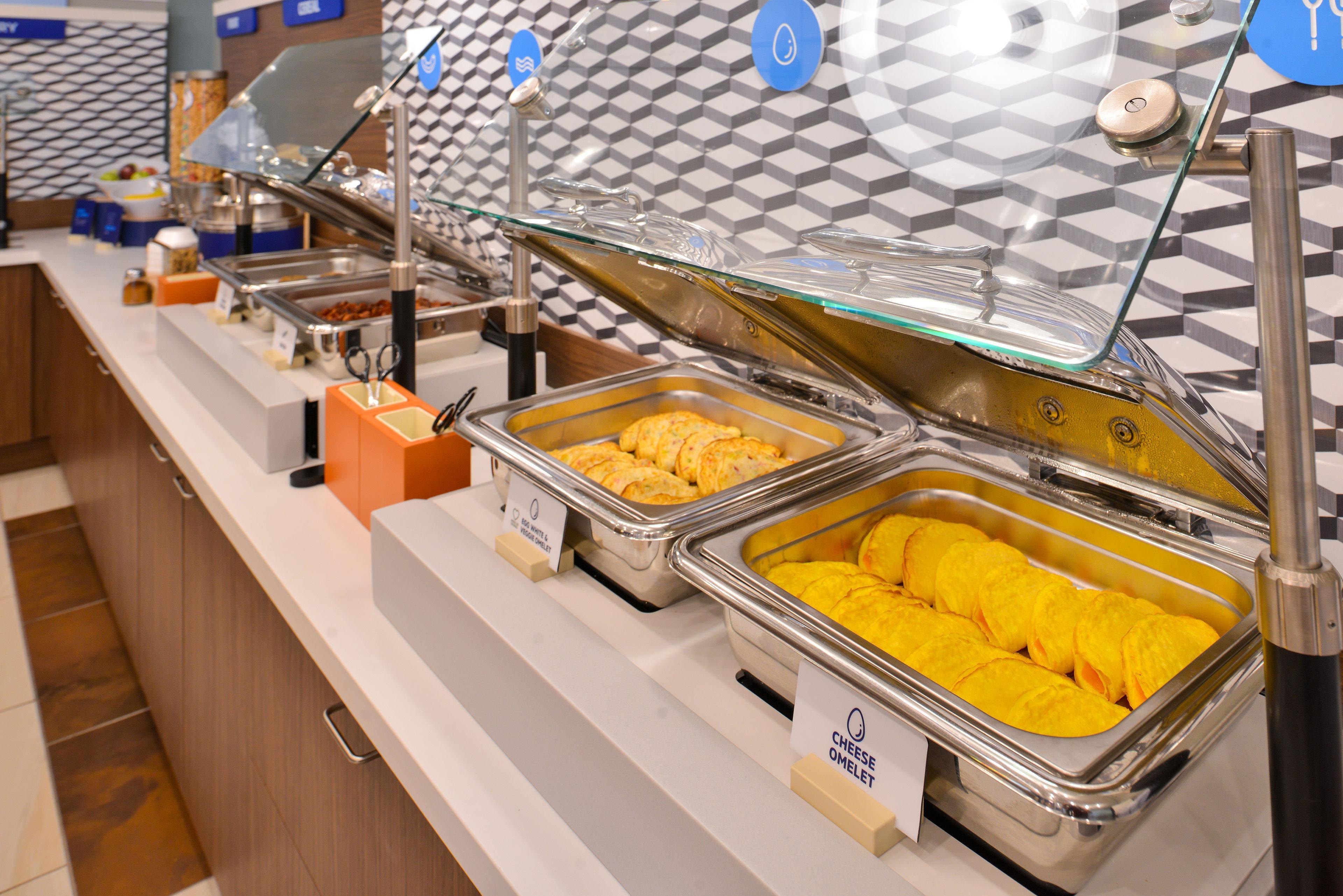 Wyndham Garden Anchorage Airport Hotel Екстериор снимка