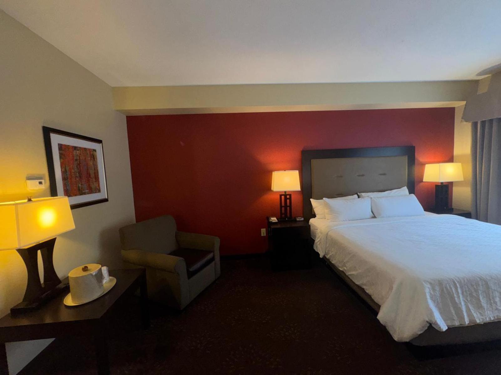 Wyndham Garden Anchorage Airport Hotel Екстериор снимка