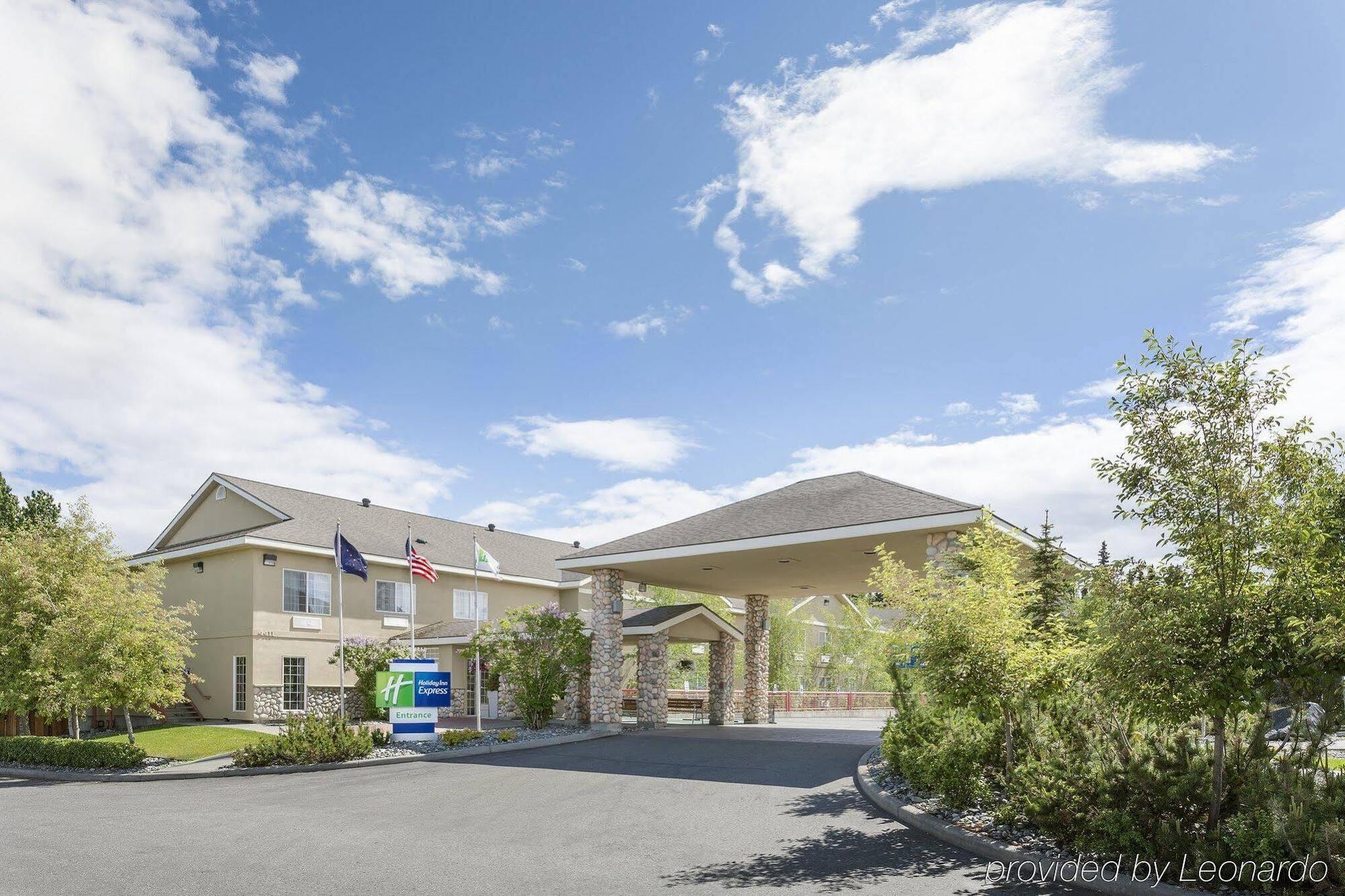 Wyndham Garden Anchorage Airport Hotel Екстериор снимка